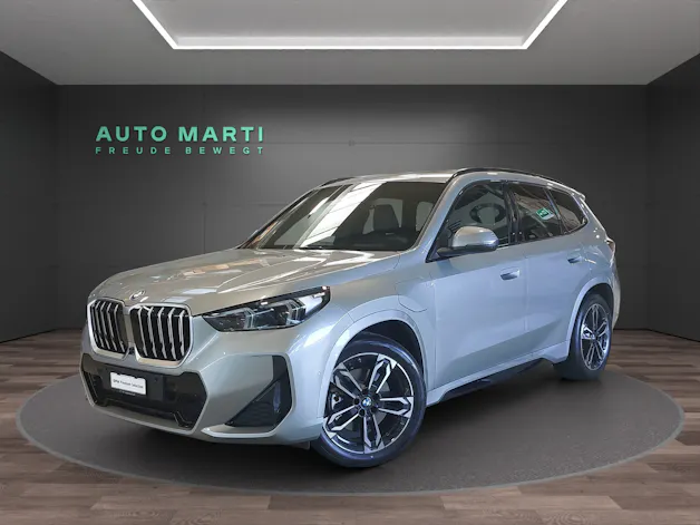 BMW X1 U11 30e xDrive paddles