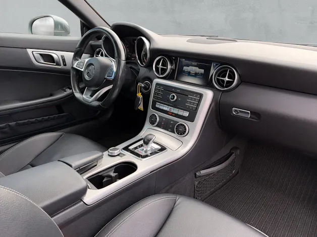 MERCEDES-BENZ SLC-Klasse R172 Cabriolet SLC 180 (CH)