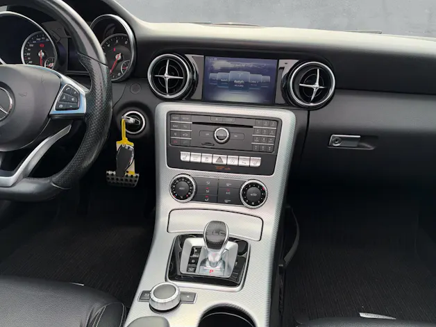MERCEDES-BENZ SLC-Klasse R172 Cabriolet SLC 180 (CH)