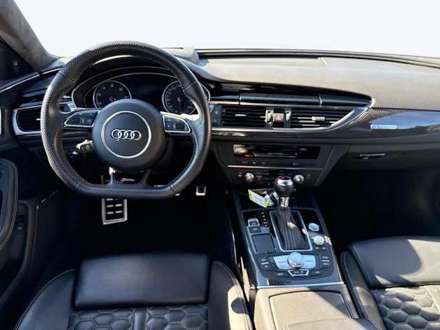 AUDI RS6 Avant 4.0 V8 TFSI quattro T-Tronic