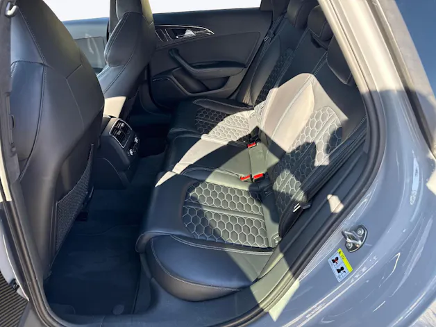 AUDI RS6 Avant 4.0 V8 TFSI quattro T-Tronic