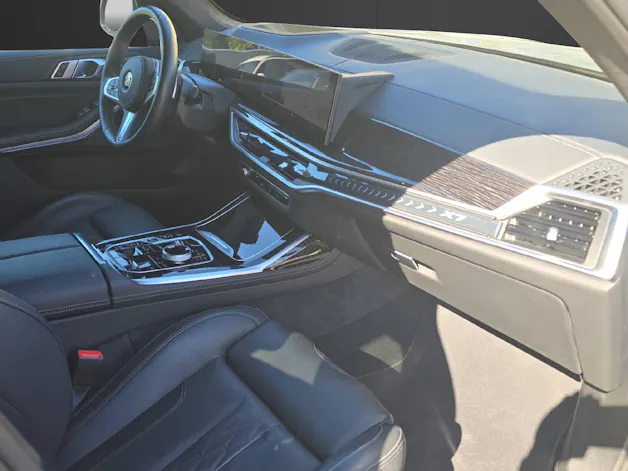 BMW X7 40d xDrive M Sport INDIVIDUAL ** 2,88% Leasingaktion // CH Fahrzeug **