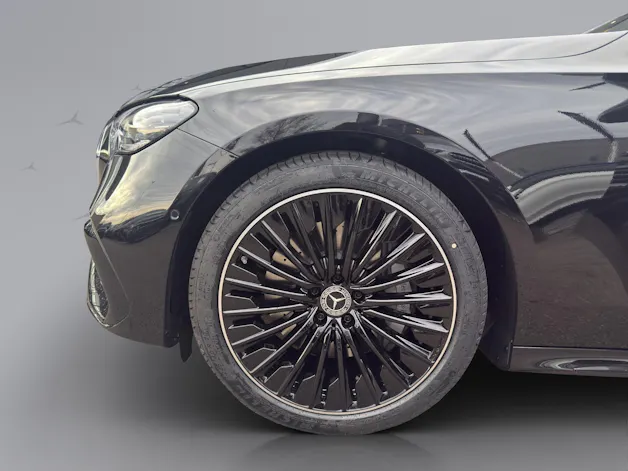 MERCEDES-BENZ E-Klasse S214 Kombi E 220 d AMG Line 4matic