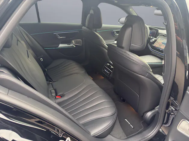 MERCEDES-BENZ E-Klasse S214 Kombi E 220 d AMG Line 4matic