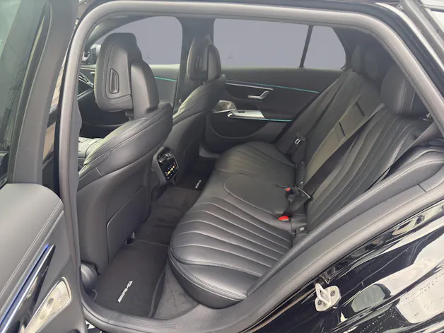 MERCEDES-BENZ E-Klasse S214 Kombi E 220 d AMG Line 4matic