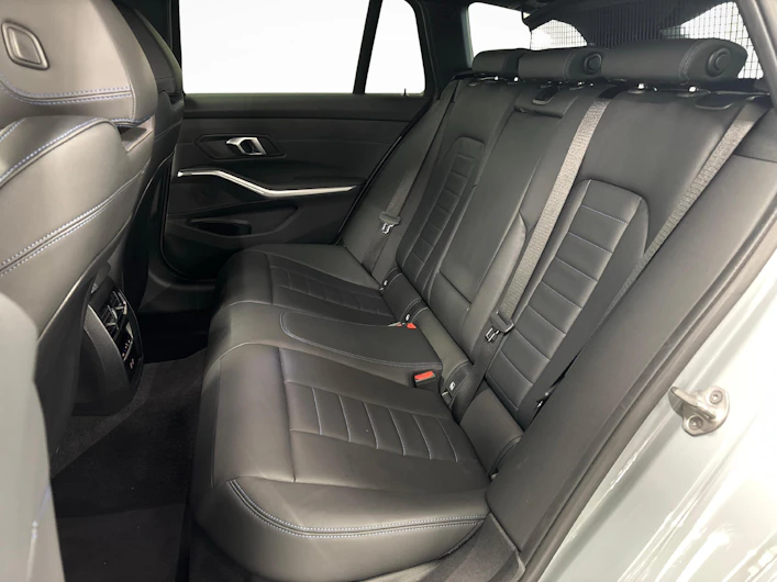 image du véhicule BMW 3 SERIES