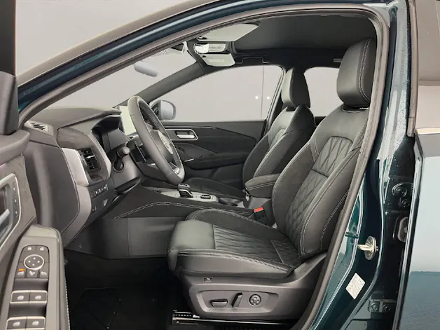 NISSAN Qashqai 1.3 DIG-T Tekna+ 4x4