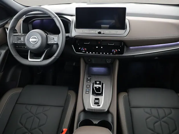 NISSAN Qashqai 1.5 VC-T Tekna