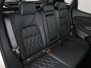 NISSAN Qashqai 1.5 VC-T Tekna