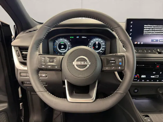 NISSAN Qashqai 1.5 VC-T Tekna