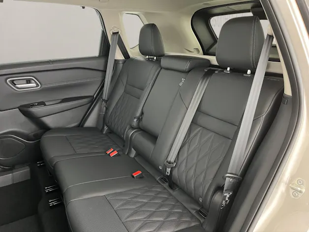 NISSAN X-Trail 1.5 VC-T Tekna+ e-4orce