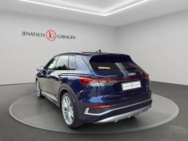 AUDI Q4 e-tron 50 quattro