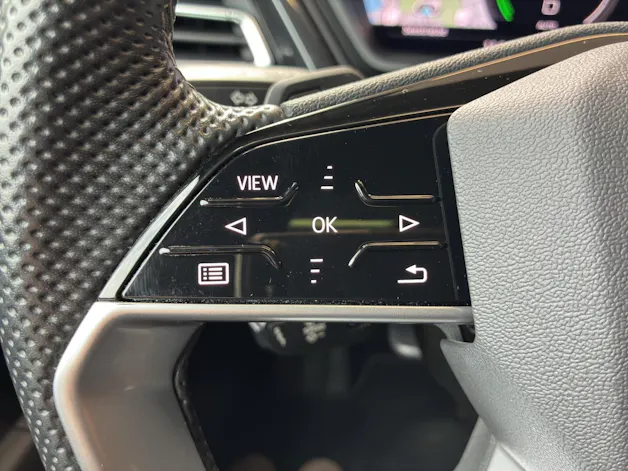 AUDI Q4 e-tron 50 quattro