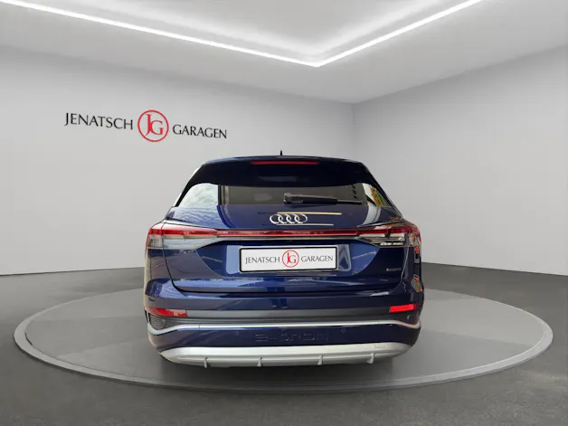 AUDI Q4 e-tron 50 quattro