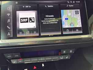 AUDI Q4 e-tron 50 quattro