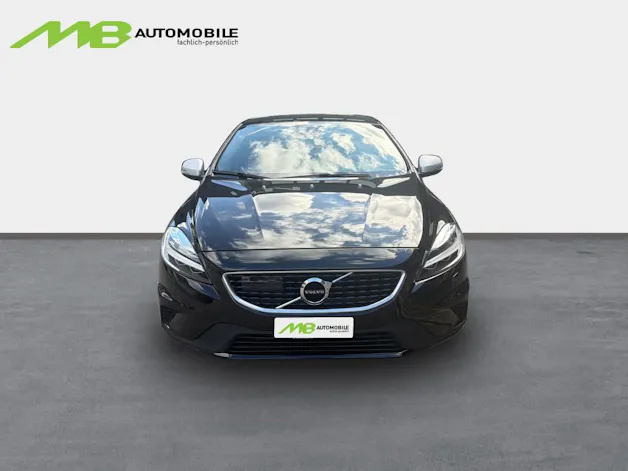 VOLVO V40 1.5 T3 R-Design S/S