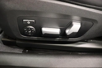 https://vehicle.imgix.net/4491713/cd88b84e-1e35-4089-a8e0-a2acc1c9eacd.JPG