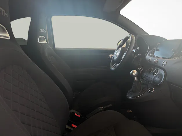FIAT 595 Abarth 1.4 T-Jet 165