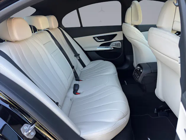 MERCEDES-BENZ E-Klasse W214 E 220 d AMG Line 4matic