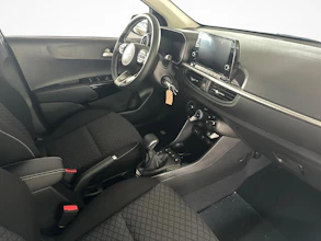 https://vehicle.imgix.net/4491806/3945e2f3-ff4c-4a88-8383-a2fcc948ba3a.jpg