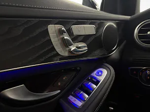 MERCEDES-BENZ GLC-Klasse GLC 200 AMG Line 4m
