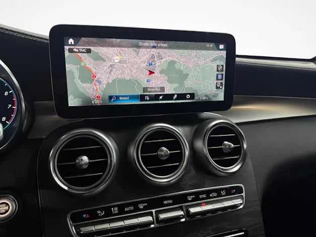 MERCEDES-BENZ GLC-Klasse GLC 200 AMG Line 4m