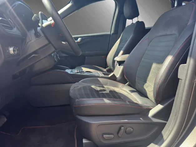 FORD Kuga 2.5 Hybrid ST-Line X 4x4