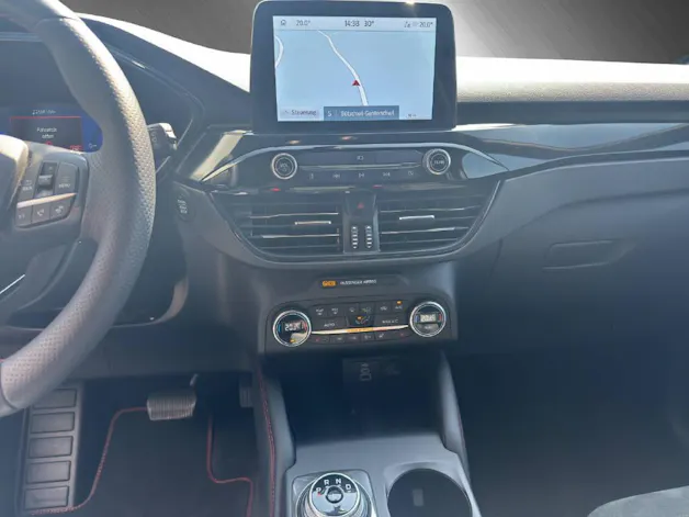 FORD Kuga 2.5 Hybrid ST-Line X 4x4