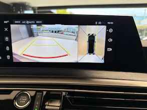 https://vehicle.imgix.net/4491894/5b9b8a52-f33b-4ee5-846d-4799da1aa269.jpg