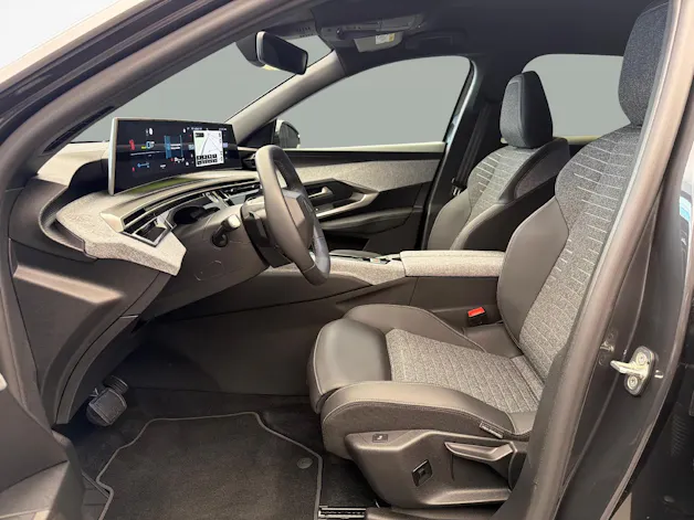 PEUGEOT 3008 1.6 PHEV Allure