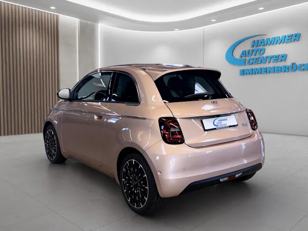 FIAT 500 La Prima