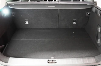 https://vehicle.imgix.net/4491941/3689ee3d-171a-49ff-b60e-540a6b804605.jpg