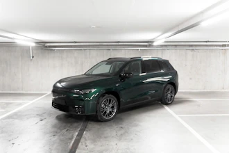 https://vehicle.imgix.net/4491941/4a4f9f19-6f22-4647-a4a3-d8952ba3ddb2.jpg