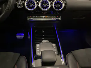 MERCEDES-BENZ GLA-Klasse H247 GLA 250 AMG Line 4matic