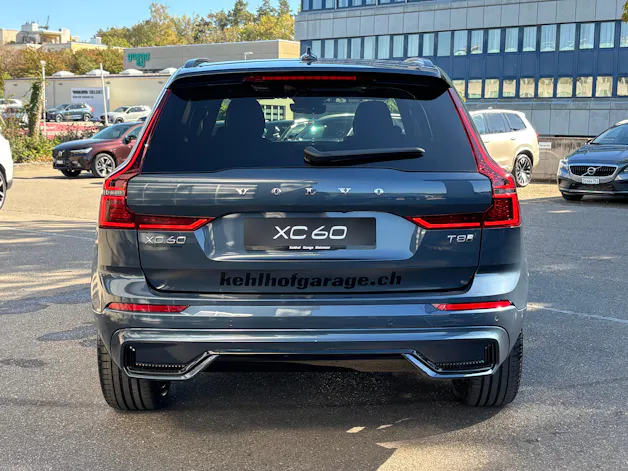 VOLVO XC60 2.0 T8 TE Ultra Dark eAWD