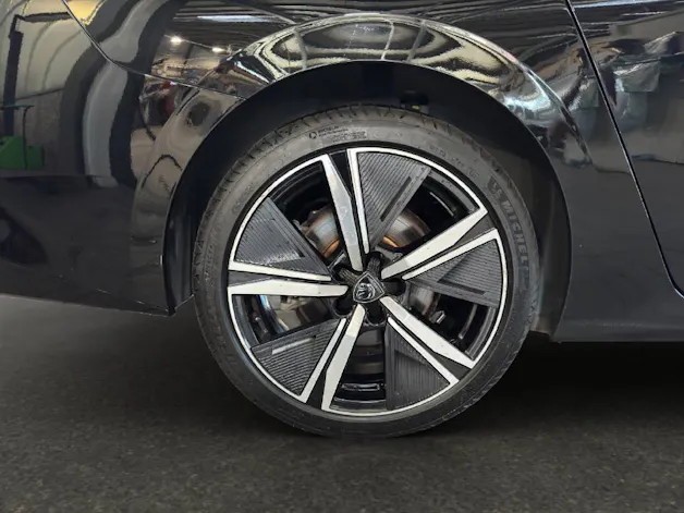 PEUGEOT 308 SW 1.6 PHEV 180 GT