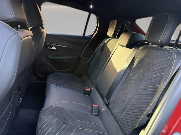 PEUGEOT 208 Hybrid 145 e-DCS6 GT Exclusive