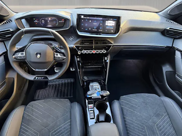 PEUGEOT 208 Hybrid 145 e-DCS6 GT Exclusive