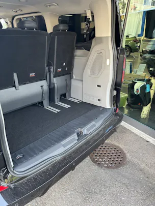 FORD Tourneo C Bus 320 L1 2.0 EcoBlue 170 Sport