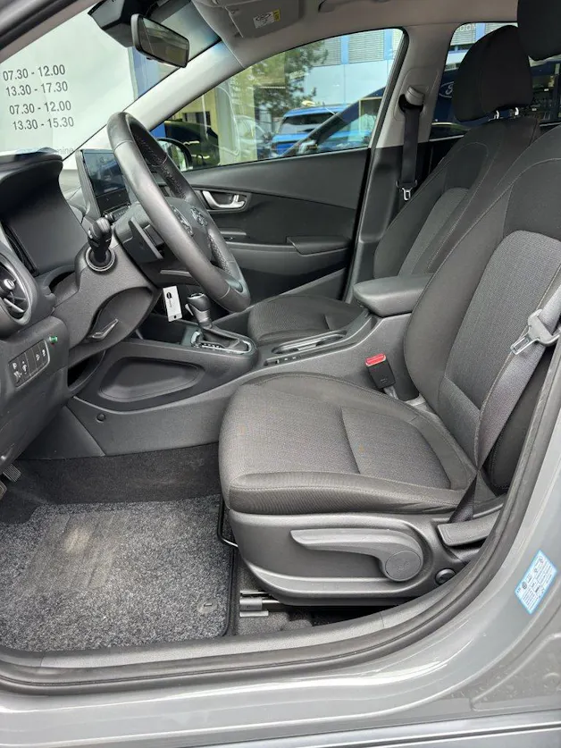 HYUNDAI Kona 1.6 T-GDi Amplia 4WD