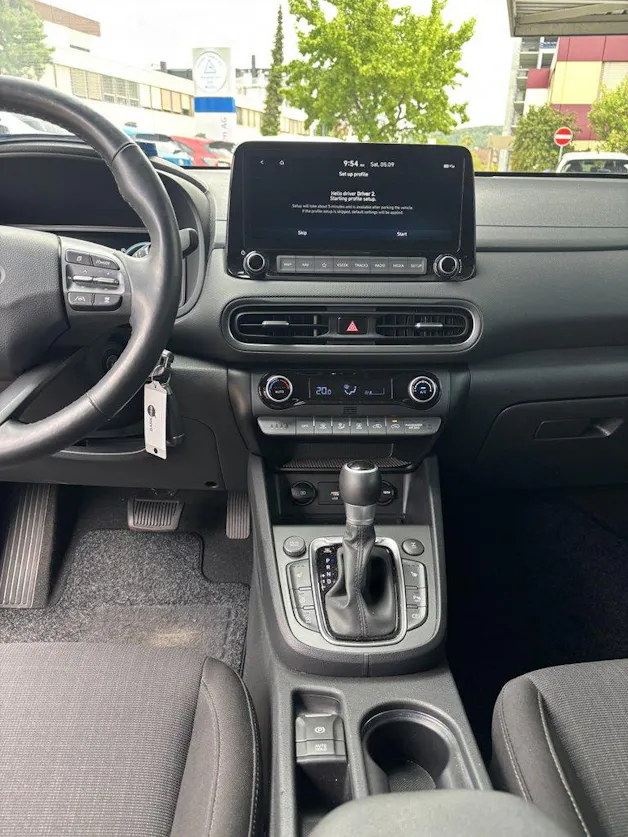 HYUNDAI Kona 1.6 T-GDi Amplia 4WD