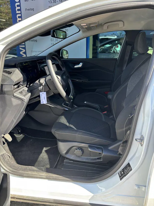 FORD Puma 1.0 EcoB Hybrid Titanium