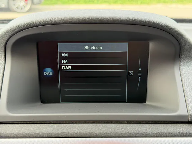 VOLVO XC70 2.4 D4 Classic Edition AWD