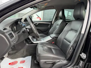 VOLVO XC70 2.4 D4 Classic Edition AWD