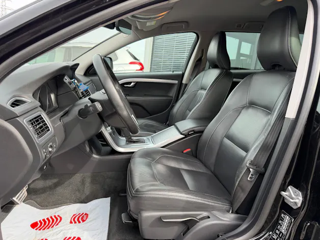 VOLVO XC70 2.4 D4 Classic Edition AWD