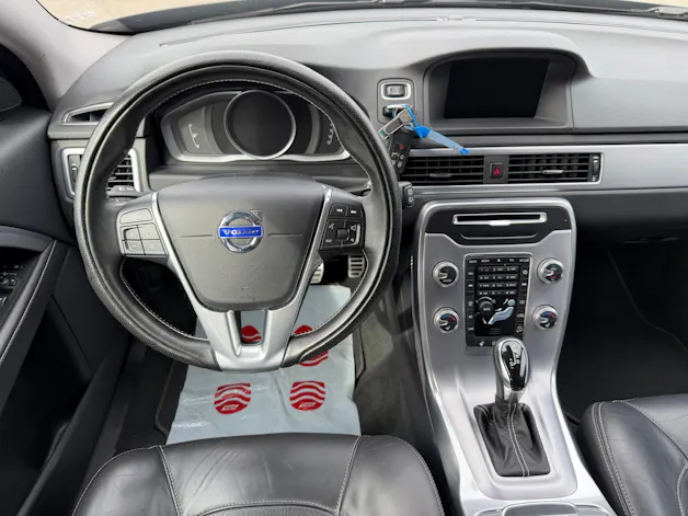 VOLVO XC70 2.4 D4 Classic Edition AWD