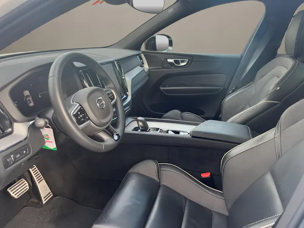 VOLVO XC60 2.0 T8 TE R-Design eAWD