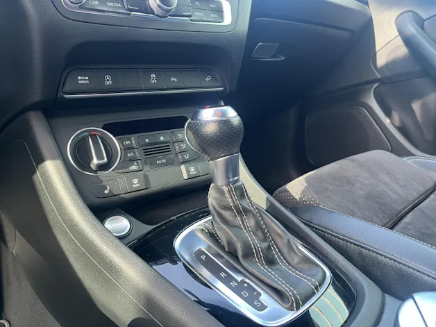 AUDI Q3 2.0 TFSI Sport quattro S-Tr.
