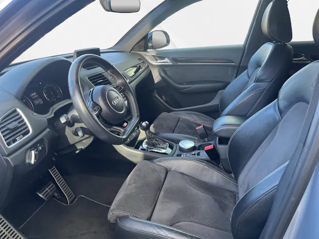 AUDI Q3 2.0 TFSI Sport quattro S-Tr.