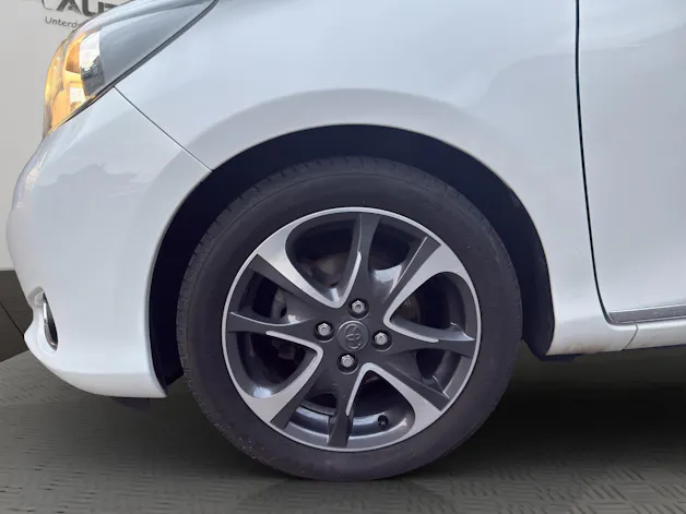 Toyota Yaris 1.33 VVT-i Trend